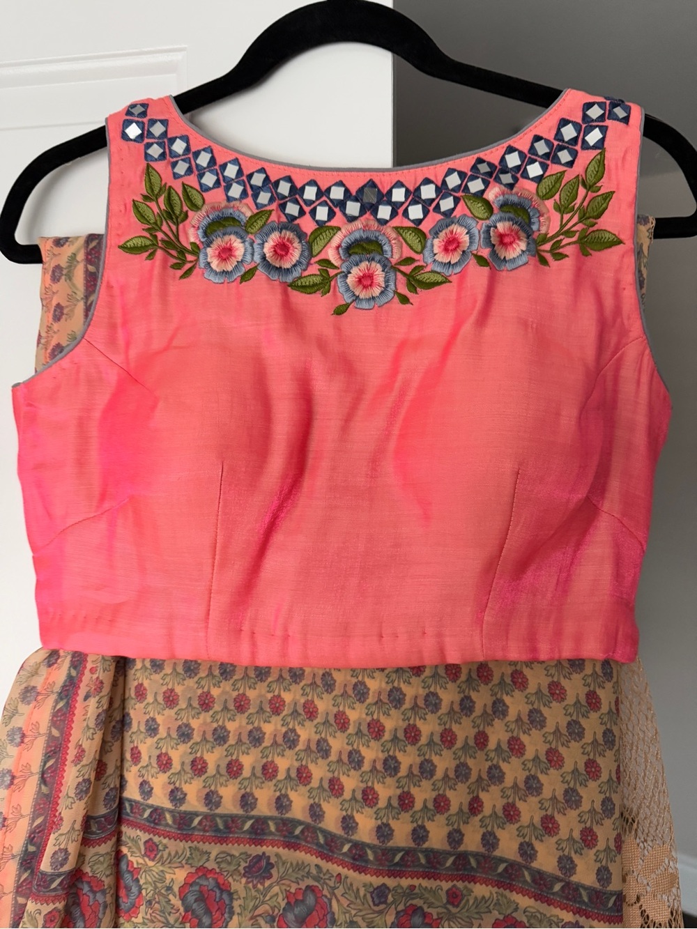 Embroidered Coral Sleeveless Women’s Top